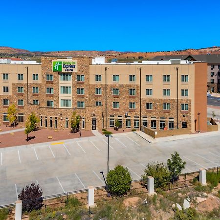 Holiday Inn Express & Suites Gallup East By Ihg Bagian luar foto